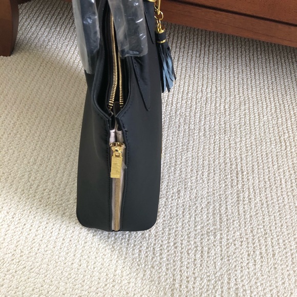 SOLD ON MERC! - Picture 4 of 8